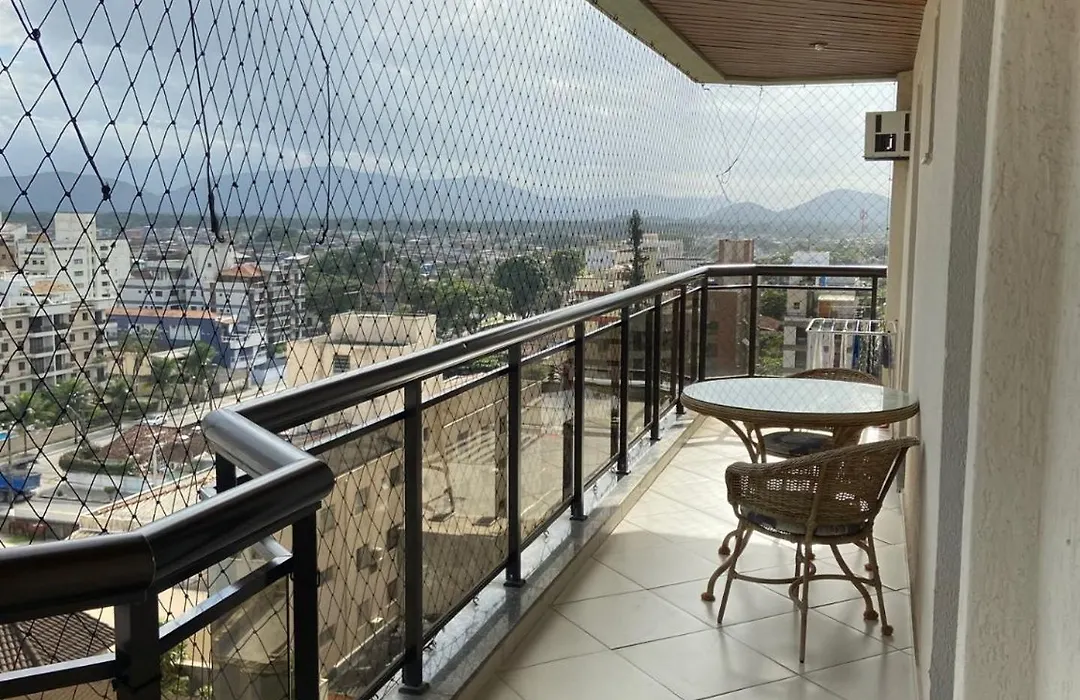 Apartamento Na Enseada Com Vista Para O Mar - 300 M Da Praia-1