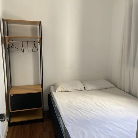 Apartamento Na Enseada Com Vista Para O Mar - 300 M Da Praia-2